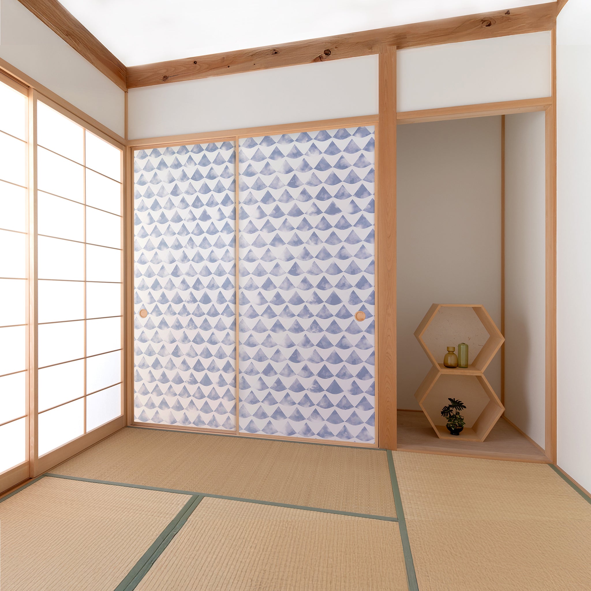 nami-uroko-blue-fusuma-paper-