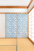 画像をギャラリービューアに読み込む, 桜おどる 白藍 (sakura odoru) ふすまリメイクシート
